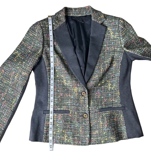 Trina Turk Multicolored 2 Piece Tweed Suit. Size 10 - Picture 15 of 15